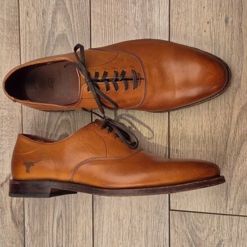 ALLEN EDMONDS x UT Texas Longhorns Logo Tan Leather Sz 9 D Mens Dress Shoes